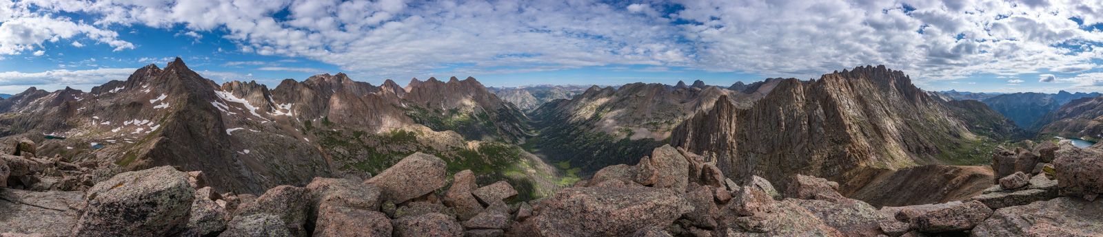 Knife Point summit panorama of Needle Mountains and Grenadiers